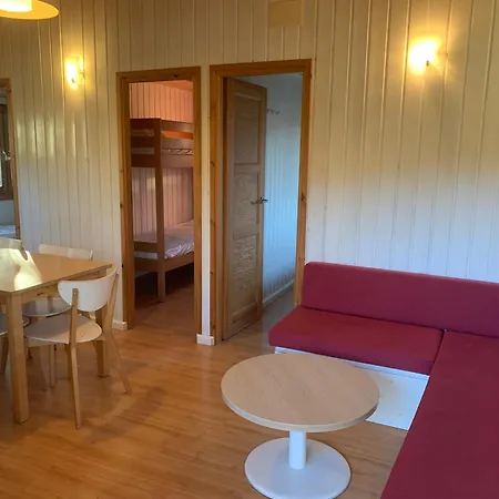 Кемпинг Familial Paisible Avec Piscine, Mobil , Chalet, & Emplacement Nue