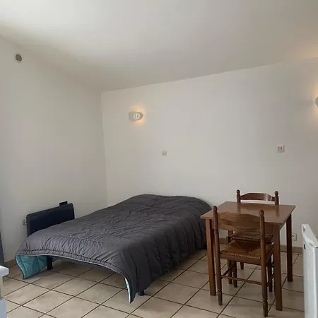 Кемпинг Familial Paisible Avec Piscine, Mobil , Chalet, & Emplacement Nue 3*