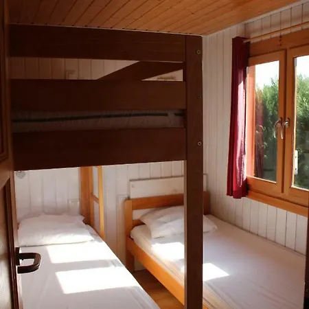 Campingplads Familial Paisible Avec Piscine, Mobil , Chalet, & Emplacement Nue
