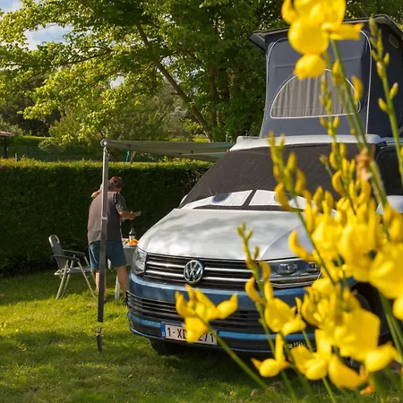 Familial Paisible Avec Piscine, Mobil , Chalet, & Emplacement Nue Casties-Labrande